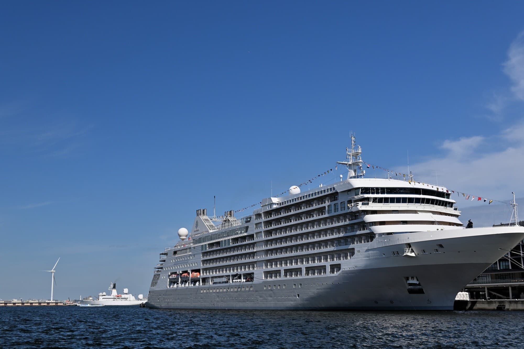 豪華客船イメージ写真